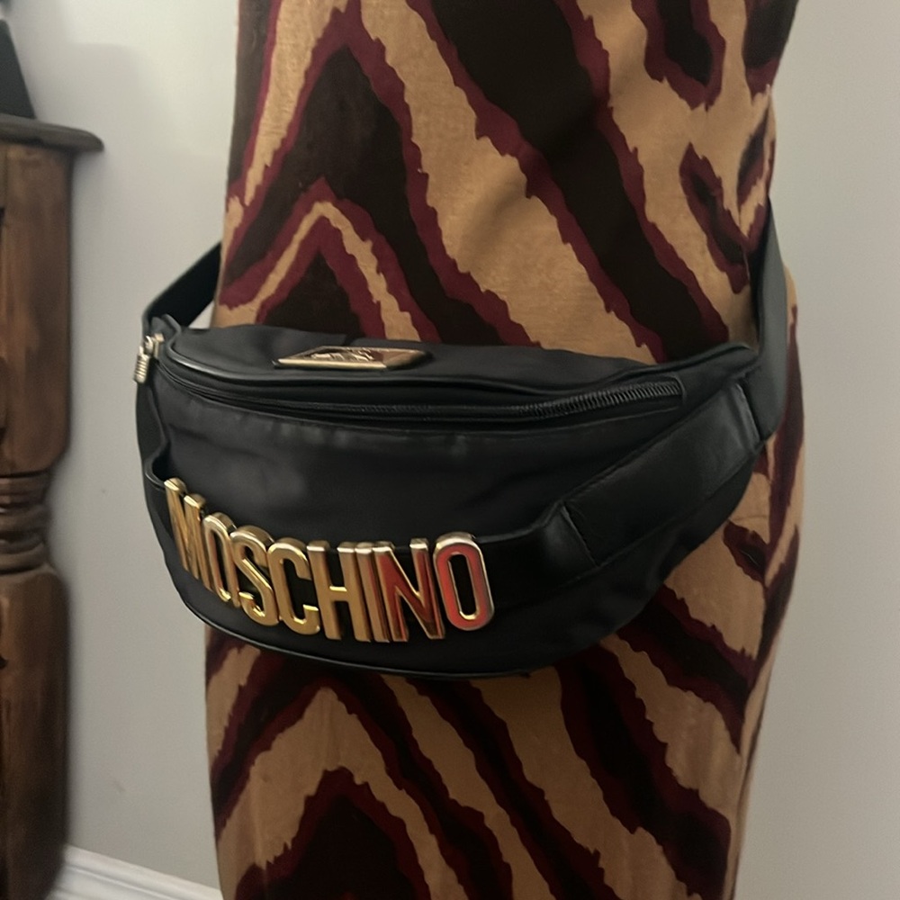 Rare Vintage Moschino Redwall Bum/Belt Bag LG - Picture 15 of 17